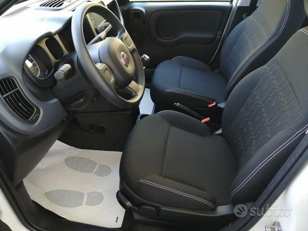 FIAT Panda 1.0 FireFly S&S Hybrid 5 Posti + Pack