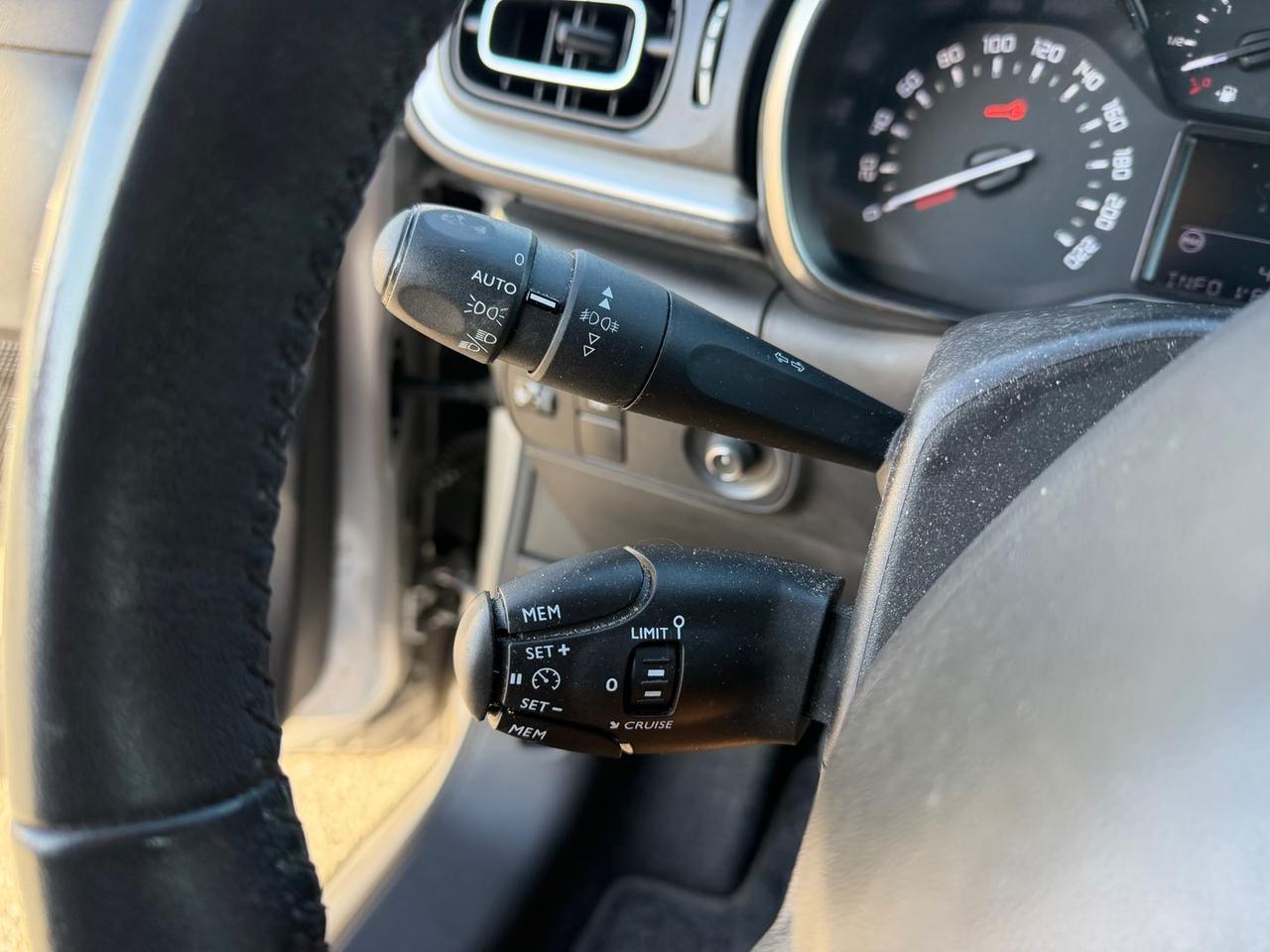 Citroen C3 Shine 1.2 PureTech 82 *PROMO FINA #8526