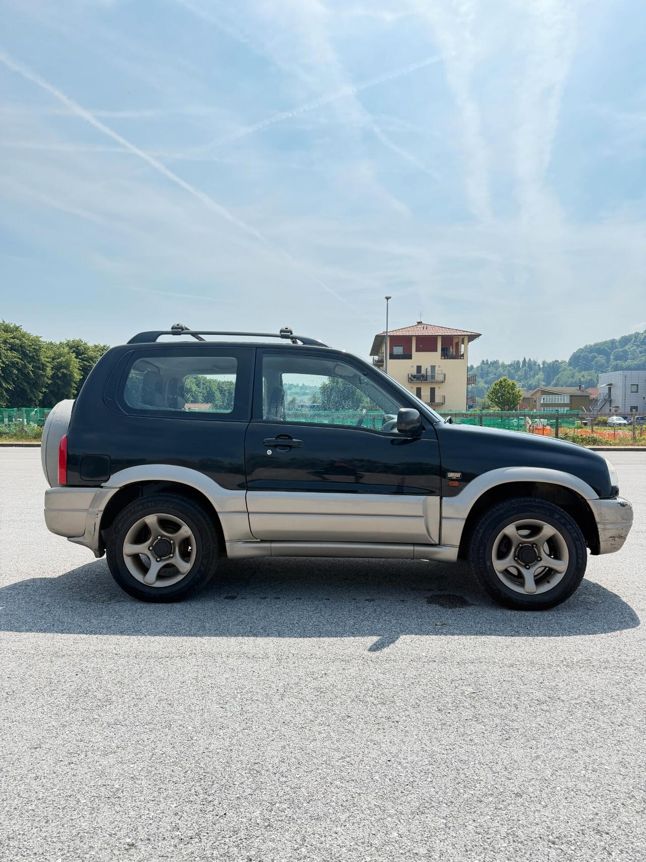 Suzuki Grand Vitara 1.6i 16V cat 3 porte