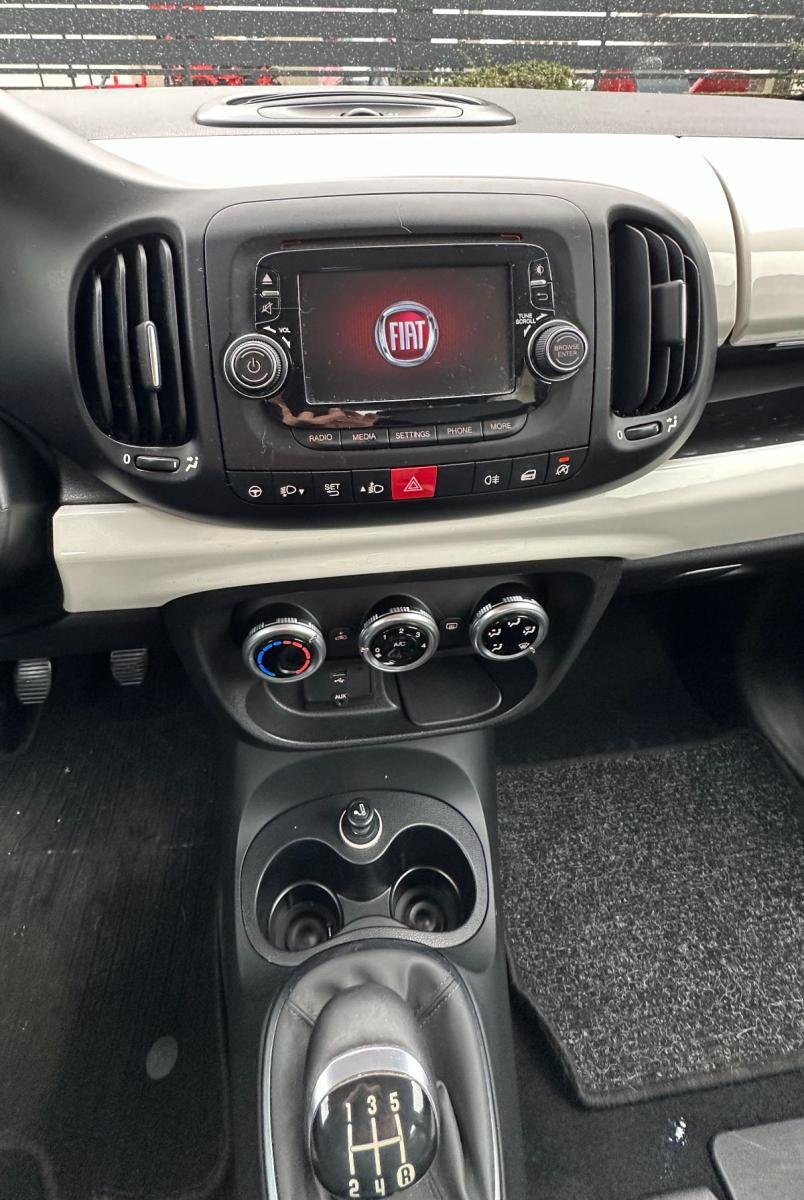TOYOTA - Yaris - 1.0 5 porte Lounge