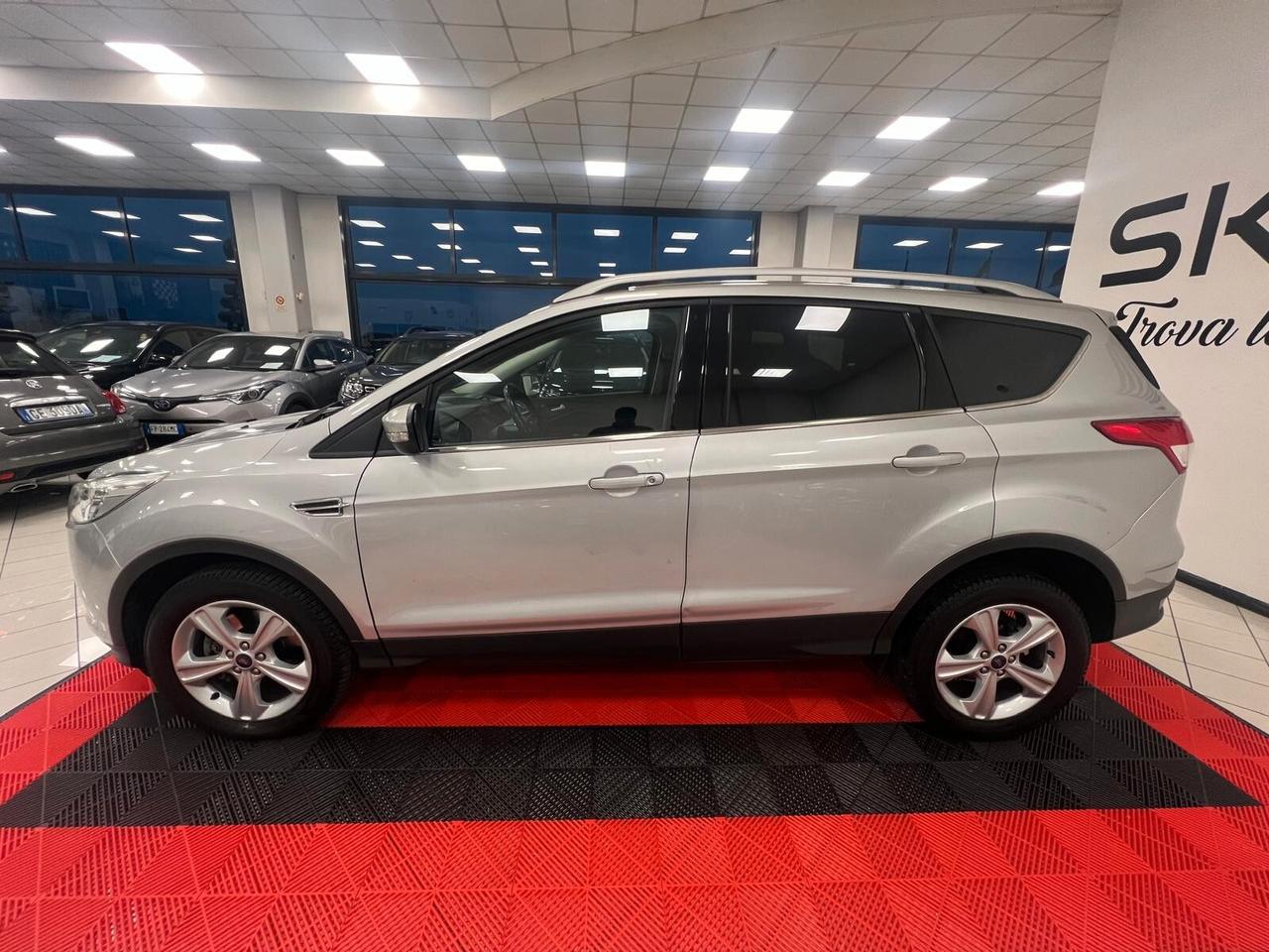 Ford Kuga 2.0 TDCI 150 CV S&S 2WD Titanium