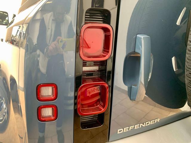 Land Rover Defender Defender 90 3.0d i6 mhev HSE awd 250cv auto