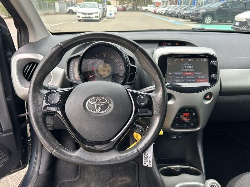Toyota Aygo Aygo 1.0 VVT-i 69 CV 5 porte x-play