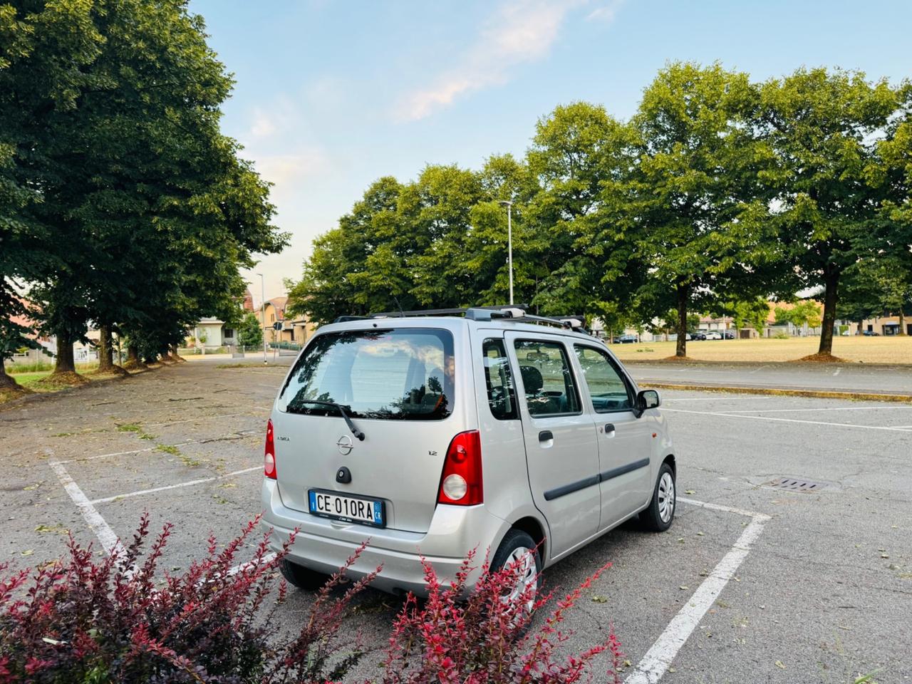 Opel Agila 1.2 16V Club