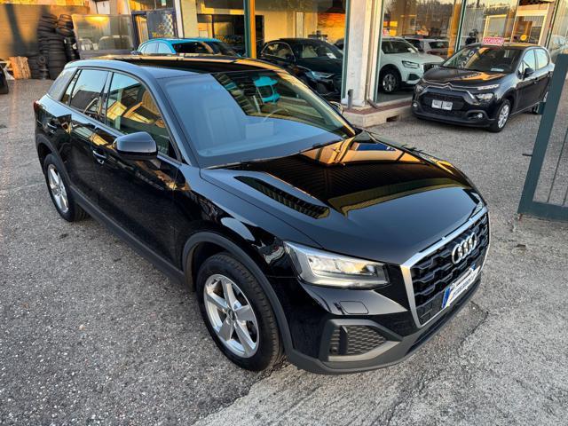 AUDI Q2 35 TFSI S tronic Business