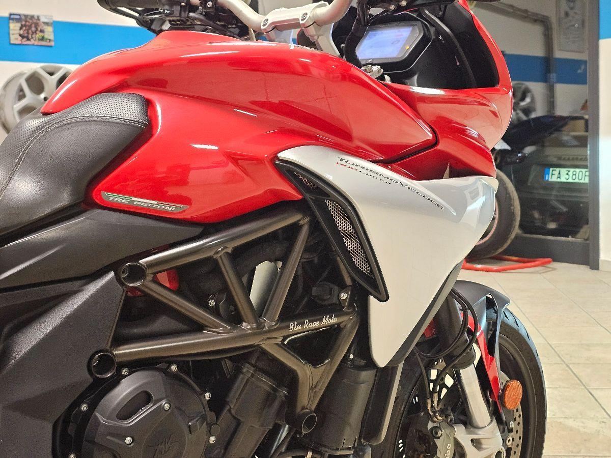 MV AGUSTA TURISMO VELOCE LUSSO CON VALIGE+ACCESSORI