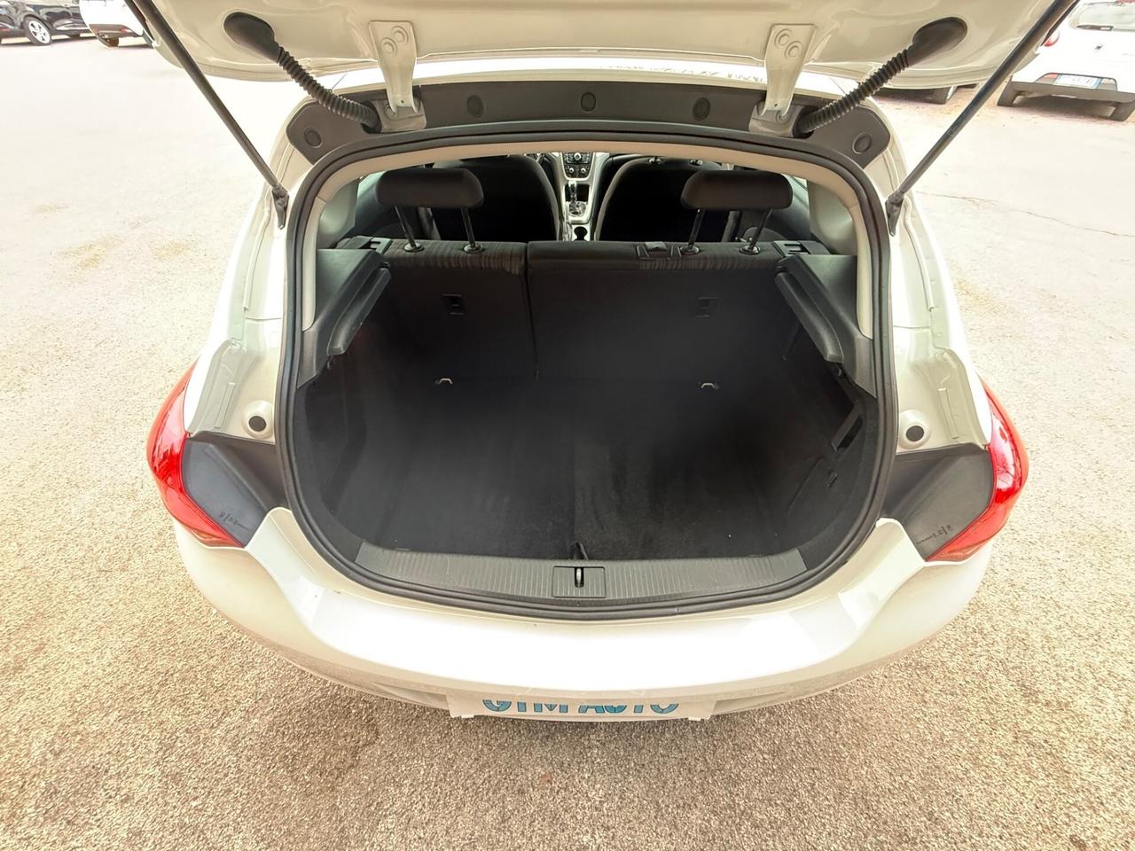 Opel Astra 1.4 100CV 5 porte Elective