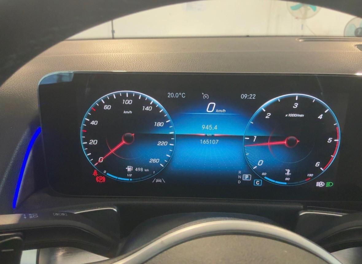 Mercedes-benz GLB 180 d Automatic Sport