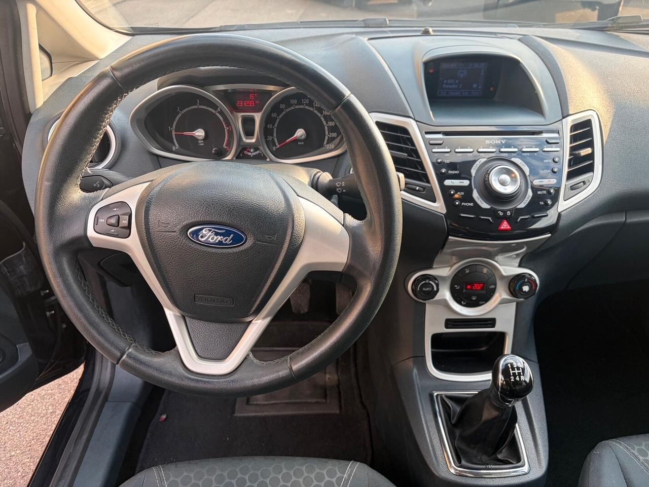 Ford Fiesta Ikon 1.4 TDCi 70CV 5 porte