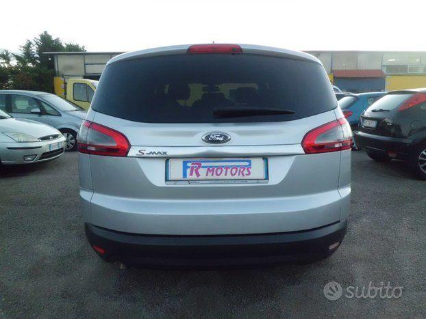 FORD S-Max - 2012 AUTOMATICO-PELLE-NAVI-TEL