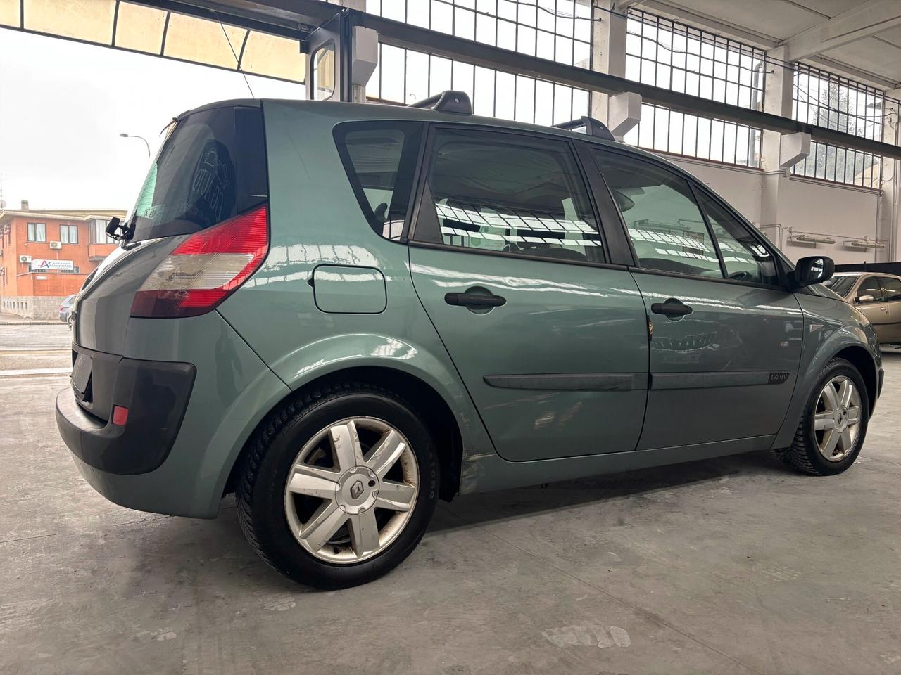 Renault Scenic Scénic 1.4 GPL 16V 98CV Dynamique