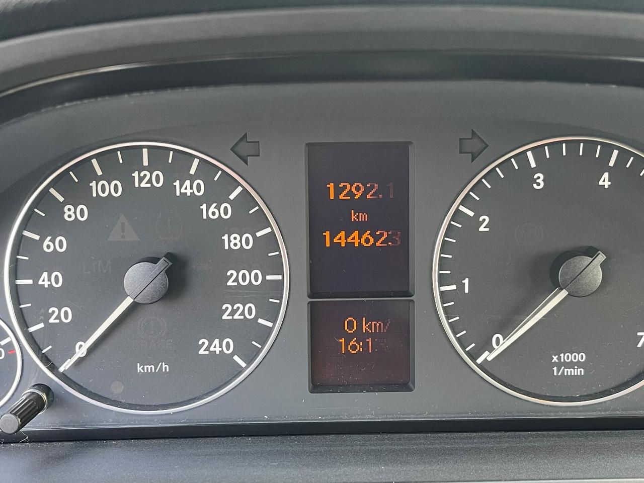 Mercedes-benz A 160 BlueEFFICIENCY Special Edition