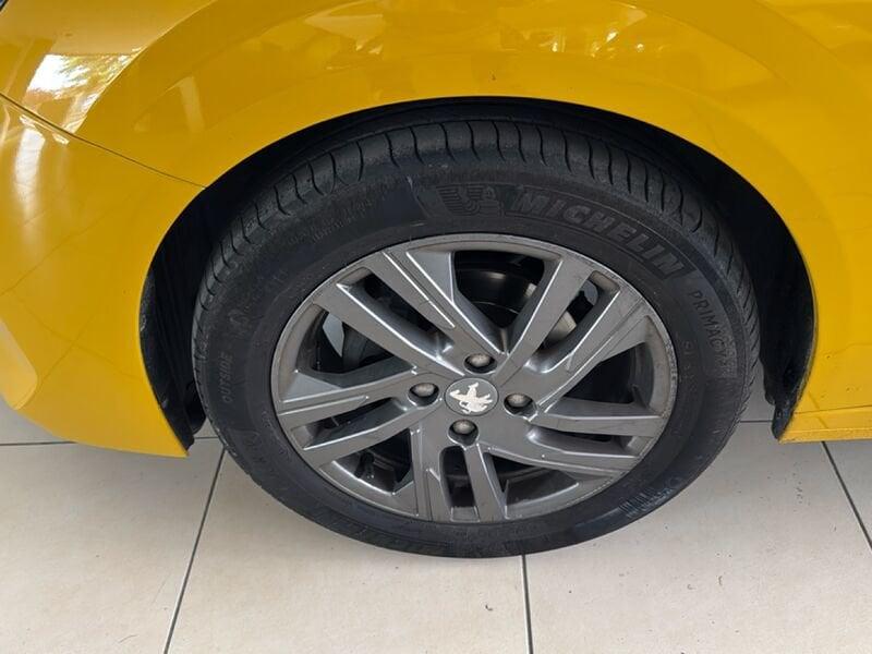 Peugeot 208 Active Pack PureTech 75 S/S