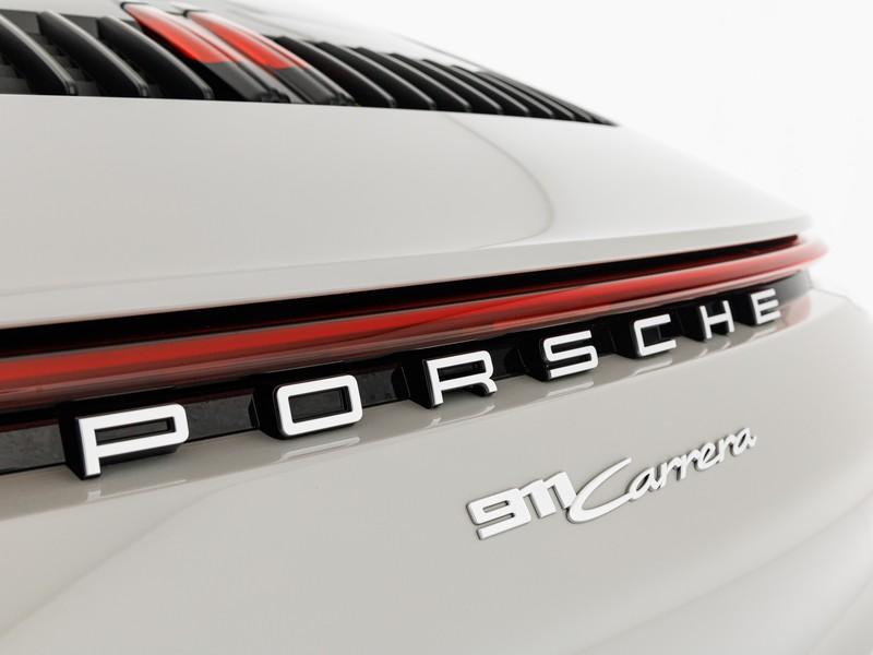 Porsche 911 coupe 3.0 carrera auto APPROVED 12 MESI