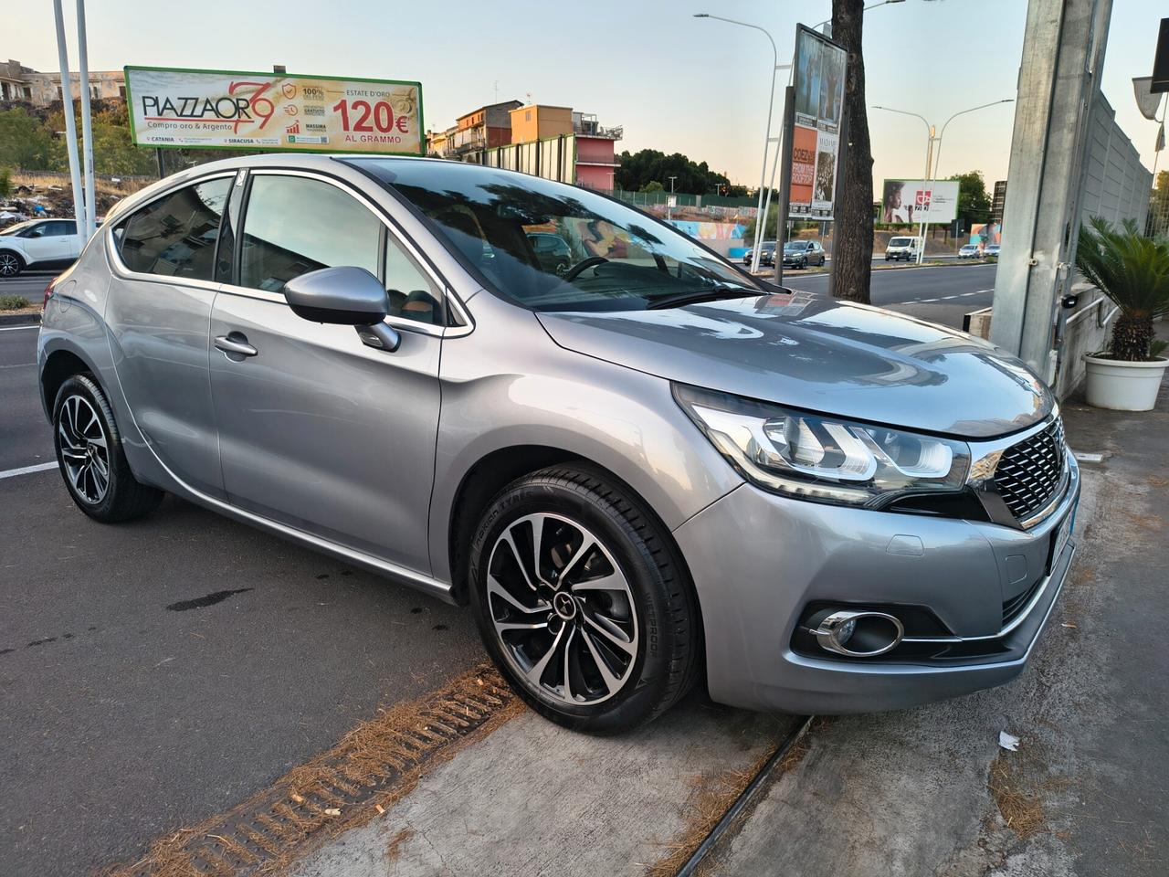 DS4 1.6 DIESEL SOLO 60.000 KM UNICOPROPRIETARIO