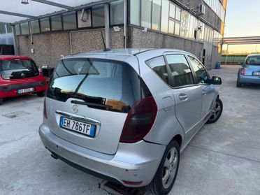 MERCEDES A180 CDI AVANGARDE EURO5