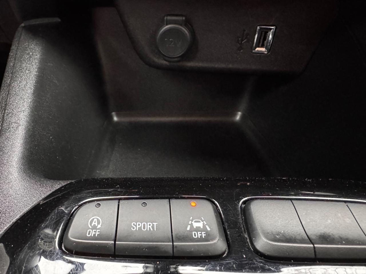 Opel Corsa 1.2 100 CV GS Line neopaten garanzia 12 mesi