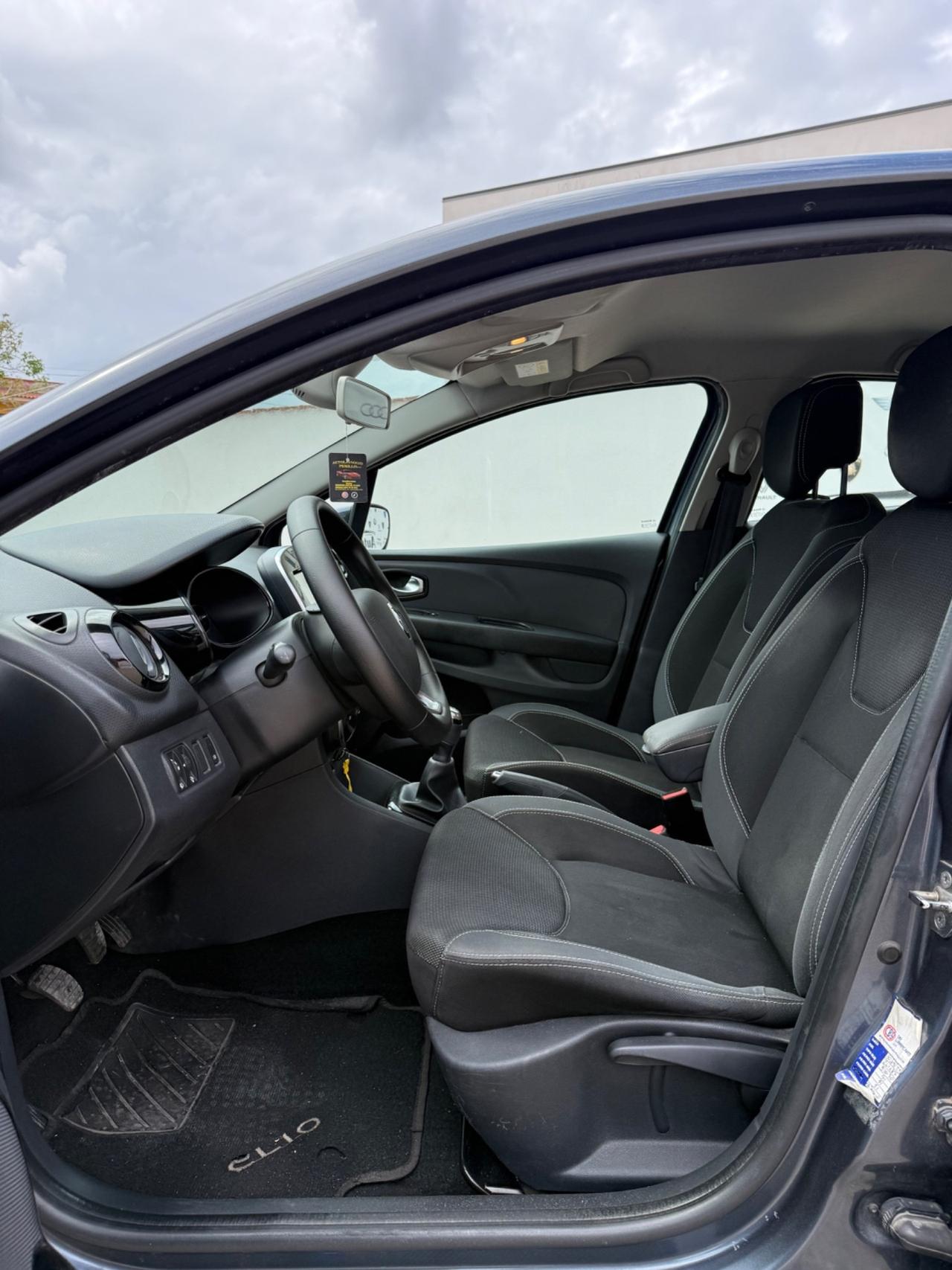 Renault Clio dCi 8V 90CV Start&Stop 5 porte Energy Intens
