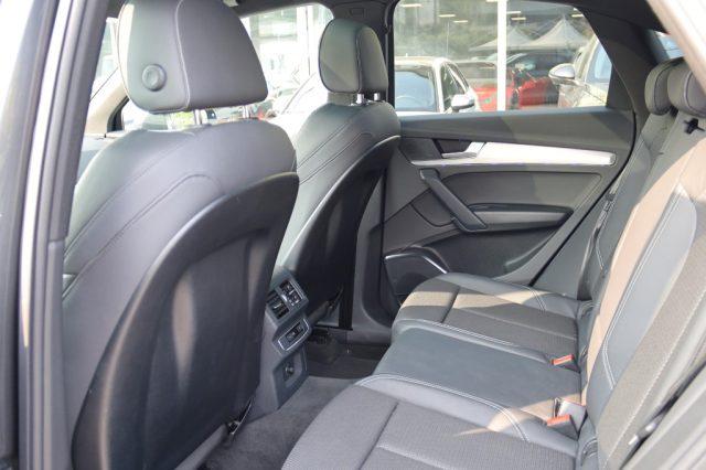 AUDI Q5 40 TDI 204 CV quattro S tronic Identity Black