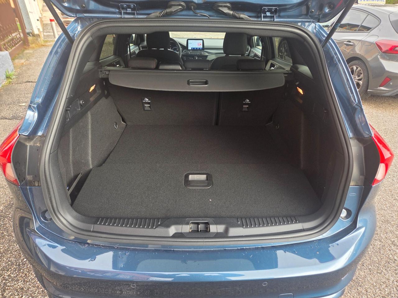 Ford Focus Hybrid 125 Powershift SW ST-Line - 2021