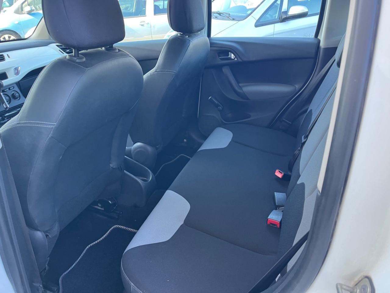 Citroen C3 1.1 Exclusive ok neopatentati garanzia 12 mesi