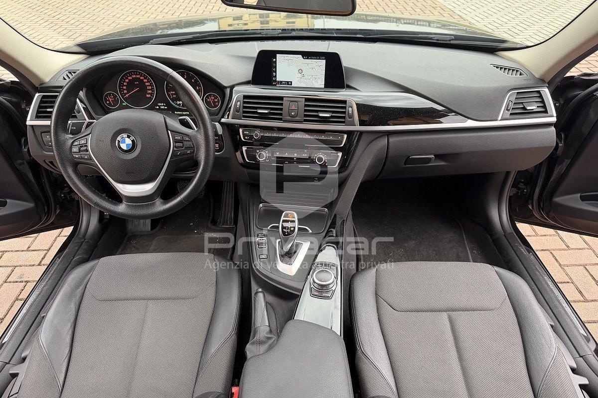 BMW 320d xDrive Touring Luxury