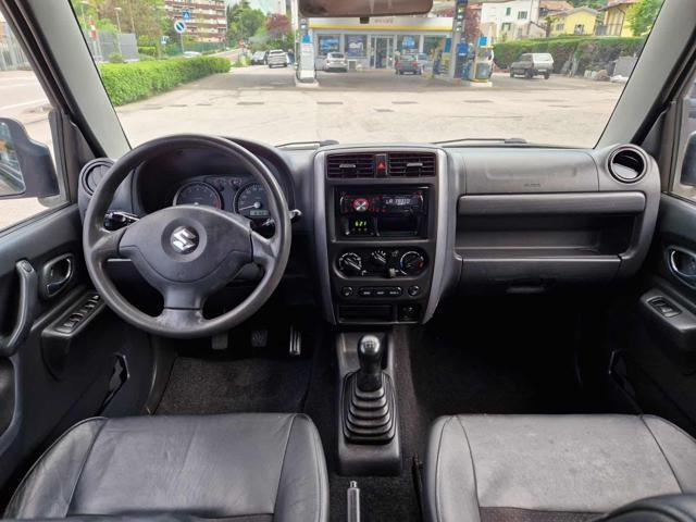 SUZUKI Jimny 1.3i 16V cat 4WD JLX Più