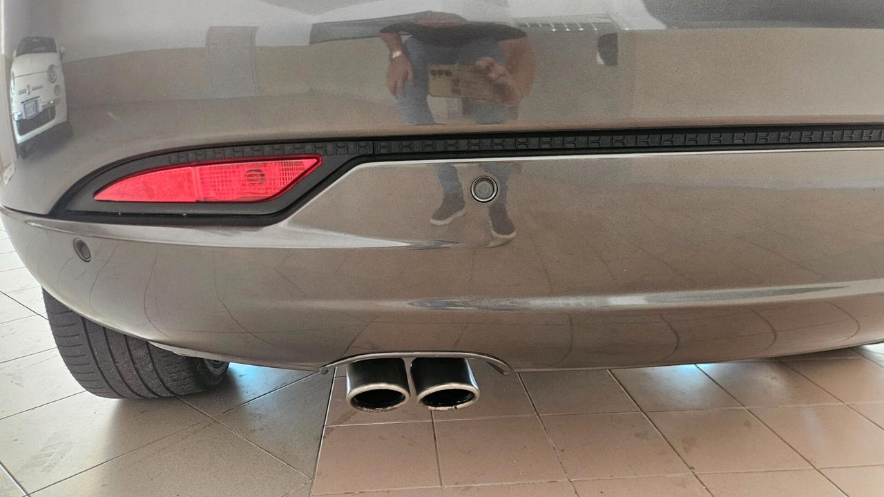 Lancia Delta 1.9 MJT Twinturbo DPF S