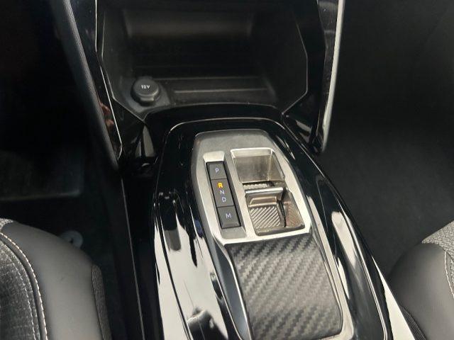 PEUGEOT 2008 Hybrid 145 e-DCS6 Allure