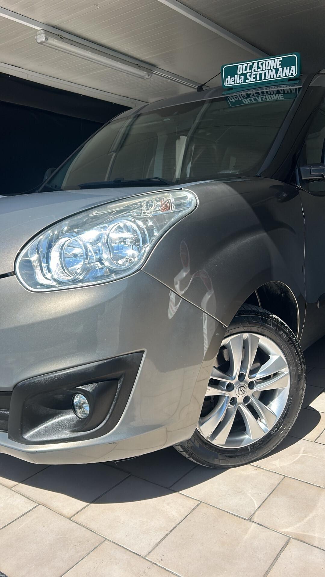 Opel Combo 1.4 Turbo EcoM 120cv Cosmo 2013