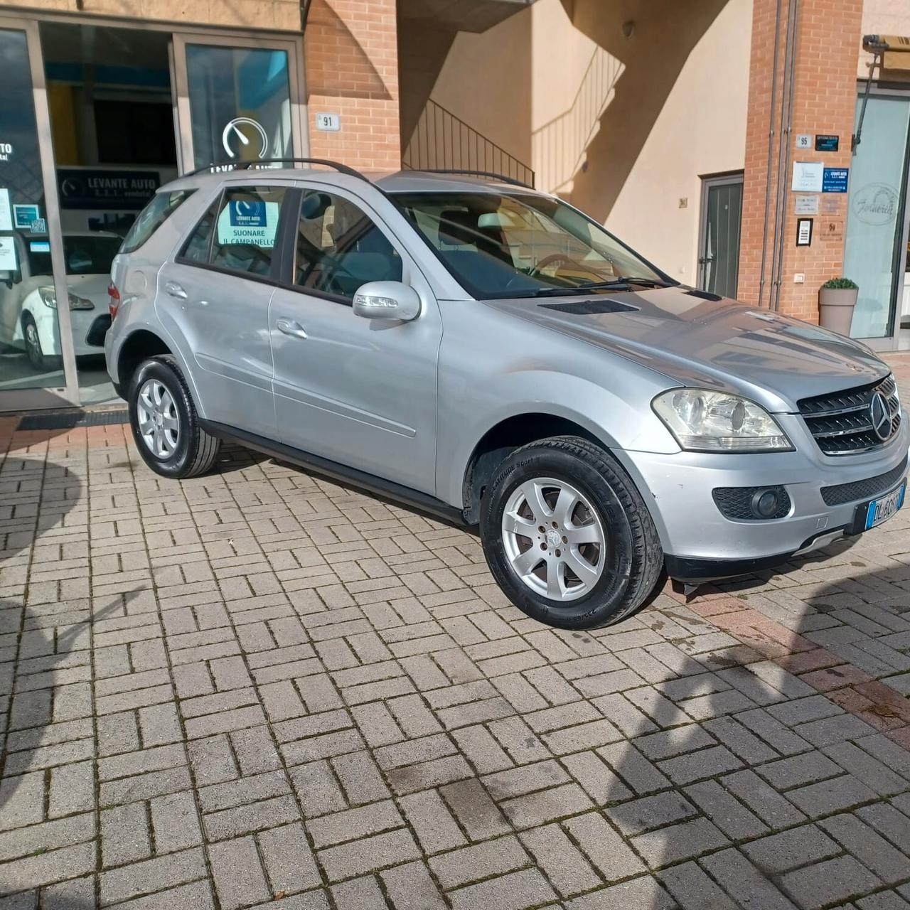 ML 280 CDI 3.0 TDI 4X4 AUTOM. OTTIME CONDIZIONI