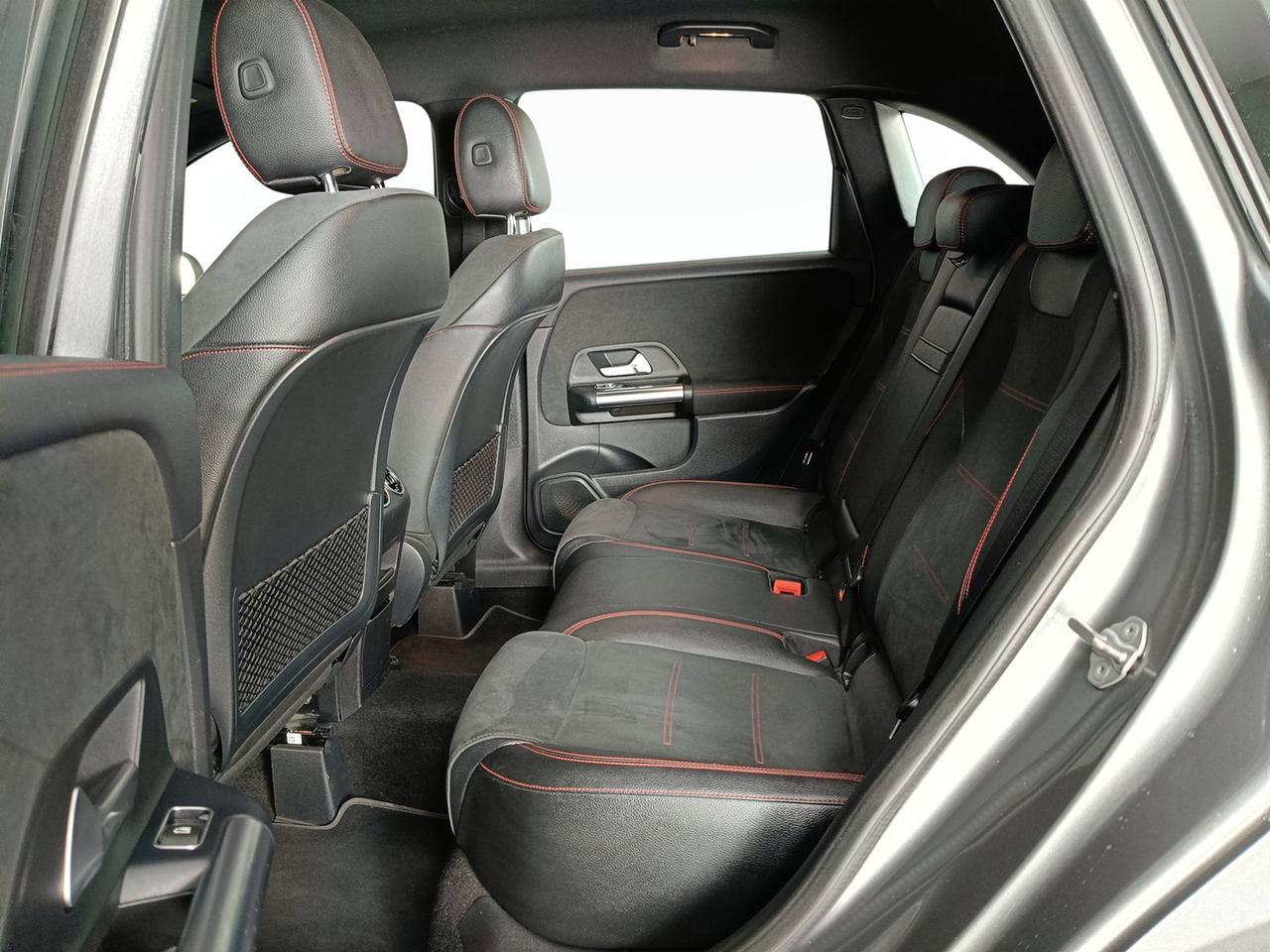 Mercedes-Benz Classe B - W247 2018 - Classe B - W247 2018 - B 180 d Premium auto