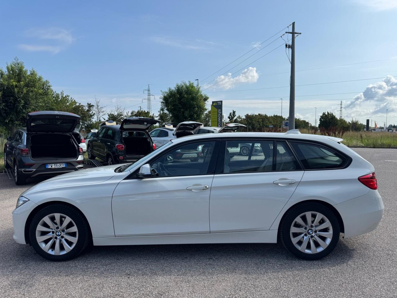 Bmw 320d 116cv Touring Modern NEOPATENTATI