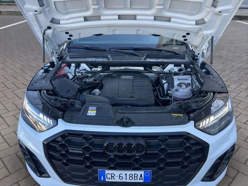 Audi Q5 Q5 SPB 40 TDI quattro S tronic Identity Black