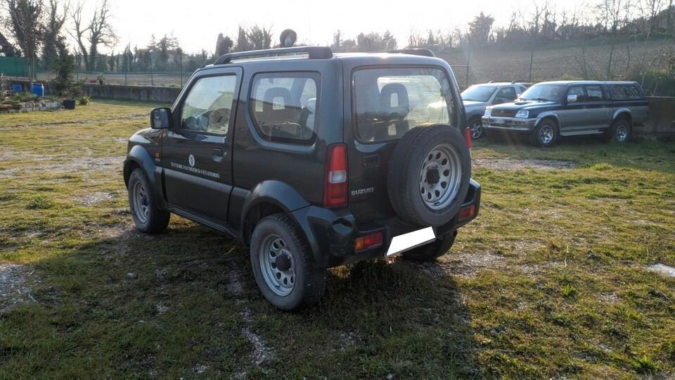 Suzuki Jimny 1.5 DDiS 4WD JLX