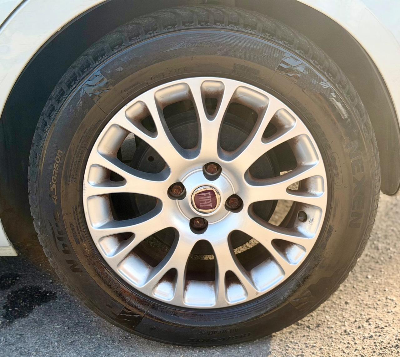 Fiat Punto Evo 2011 1.4 benzina/gol scade 2030 ok neopatentati ! ! !