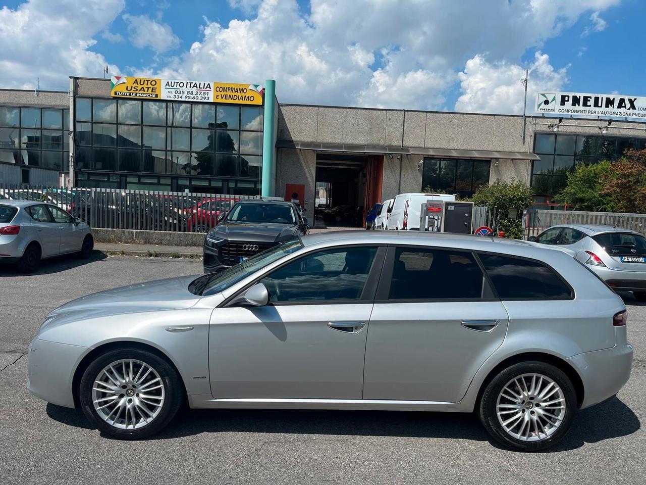 Alfa Romeo 159 1.9 JTDm Sportwagon Distinctive