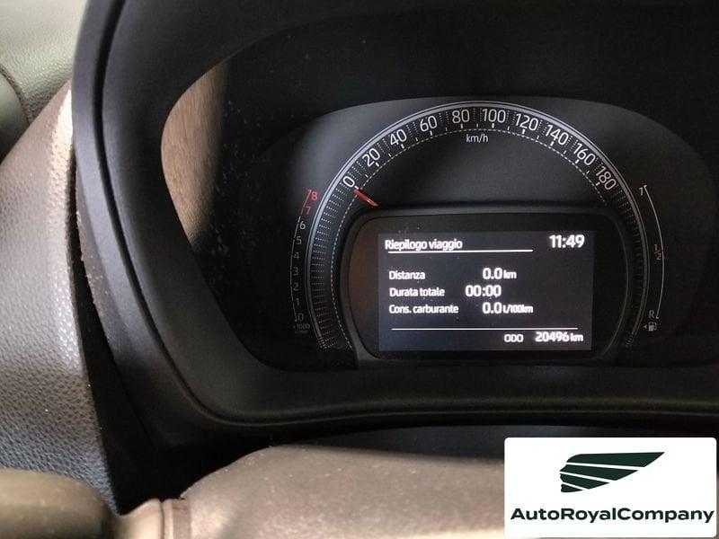 Toyota Aygo X 1.0B (72 CV) Lounge S-CVT