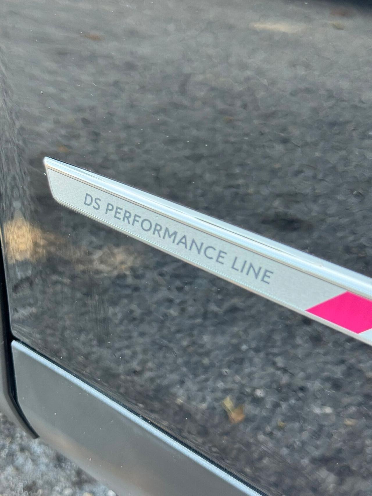 Ds DS3 Crossback BlueHDi 100 Performance Line