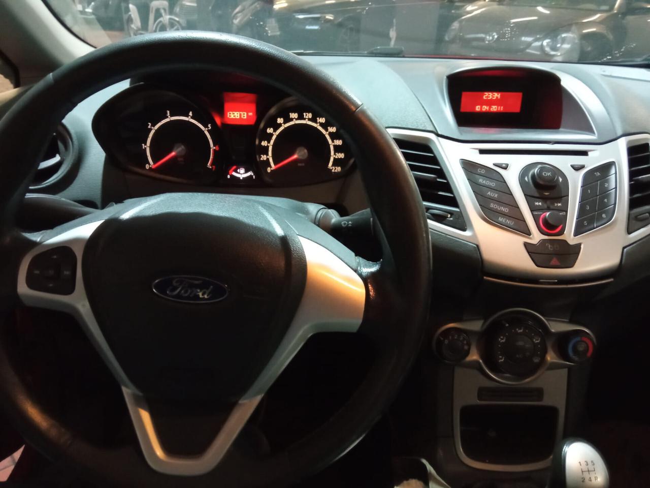 Ford Fiesta 1.4 Titanium Euro 5 Benzina/GPL