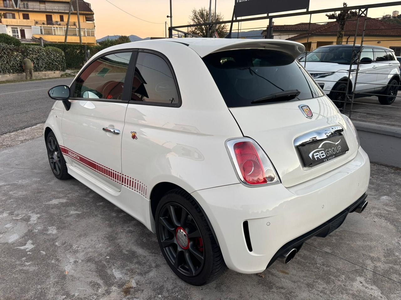 Abarth 500 1.4 Turbo T-Jet Custom