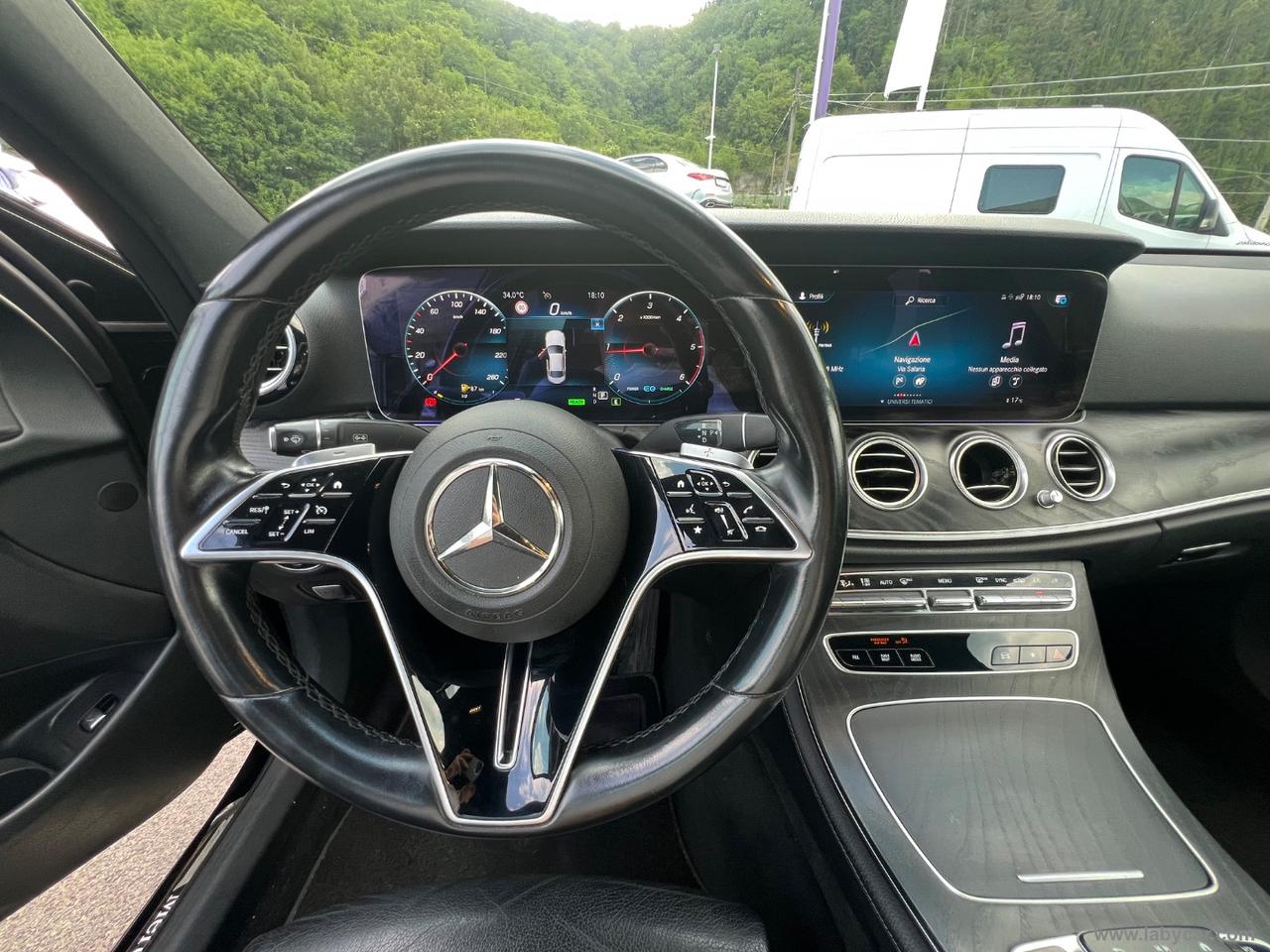 MERCEDES-BENZ E 220 d Mild hybrid Auto Business Sport