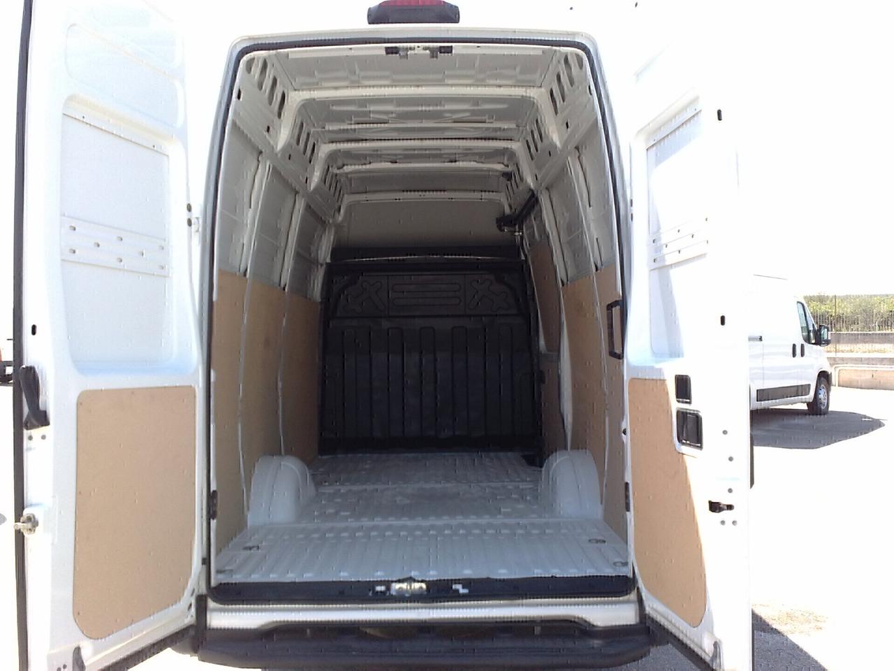 Iveco Daily 35s15 FURGONE DI SERIE - 2014