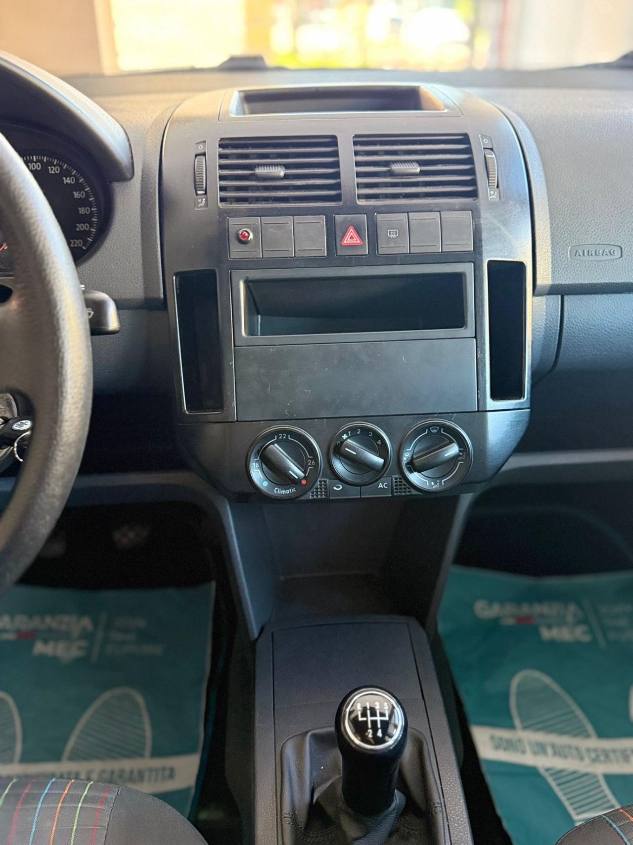 Volkswagen Polo 1.2/60CV 5p. Trendline