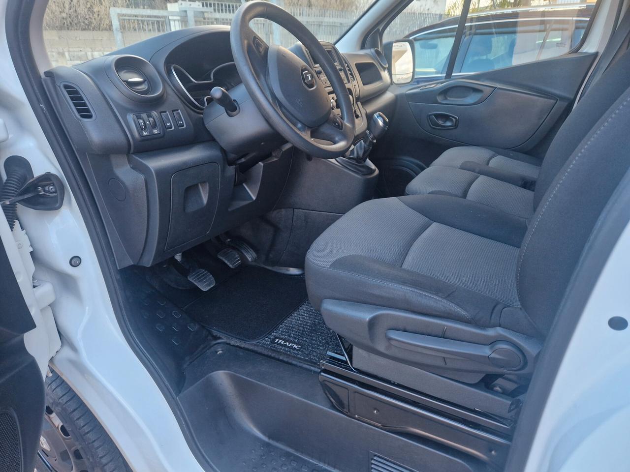 Renault Trafic 1.6 dCi 120cv tetto ALTO passo LUNGO