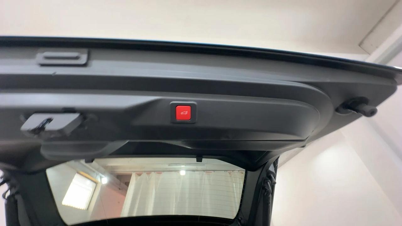 Peugeot 3008 Hybrid 145 e-DCS6 GT KM 0