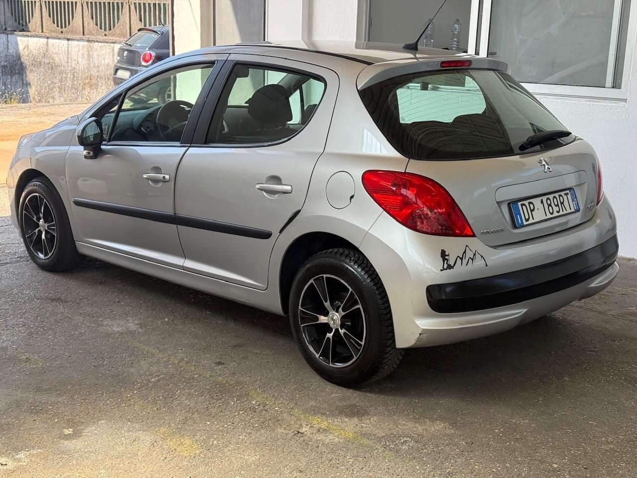 Peugeot 207 1.4 VTi 95CV 5p. Energie