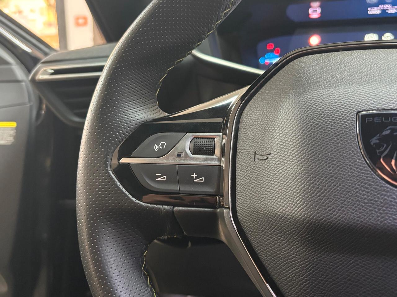 Peugeot 208 1.2 100CV 5 porte GT Plus