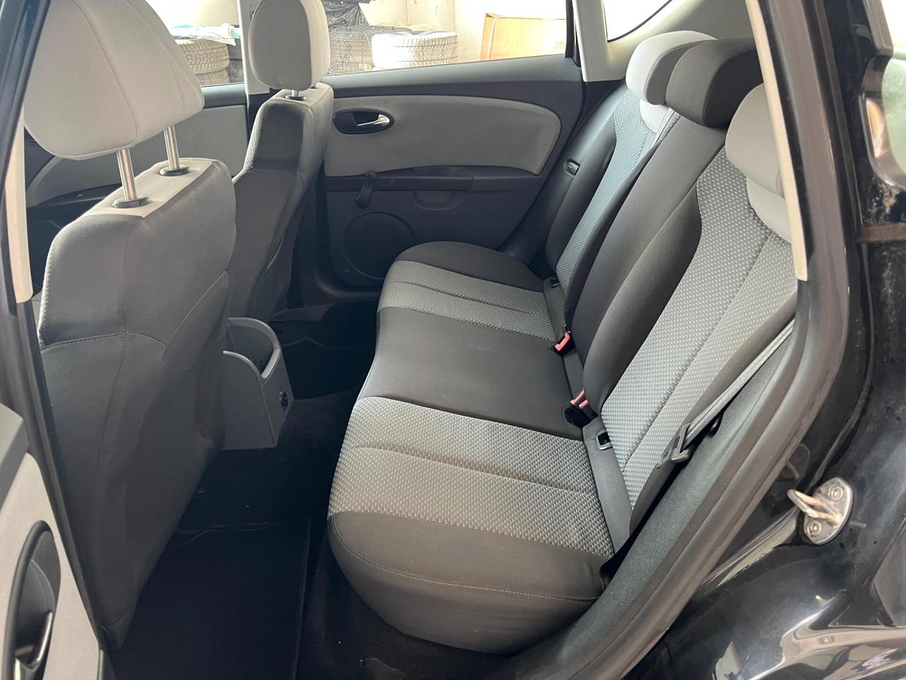 Seat Leon 1.6 BENZINA PER NEOPATENTATI