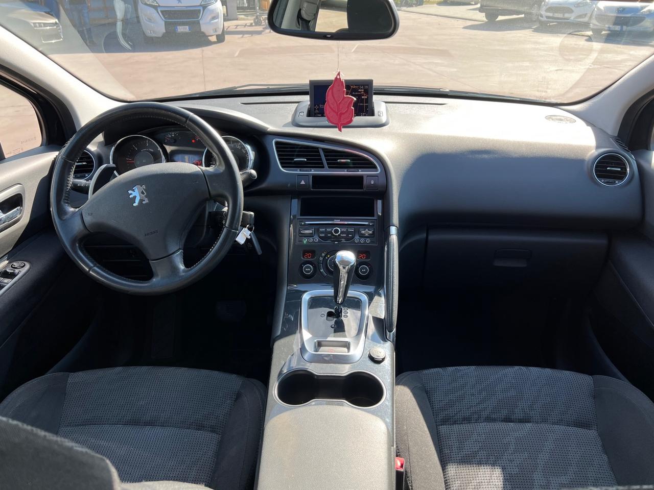 Peugeot 3008 1.6 e-HDi 112CV cambio robotizzato S.&S. Business